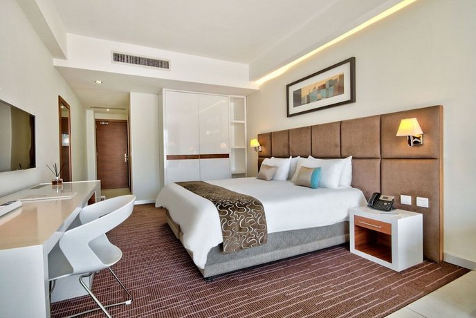 The George Urban Boutique Hotel
