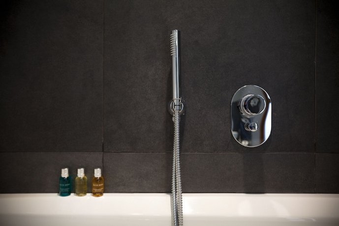 The George Urban Boutique Hotel