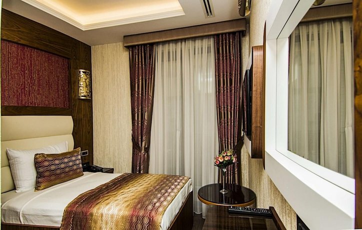 Vertu Hotel