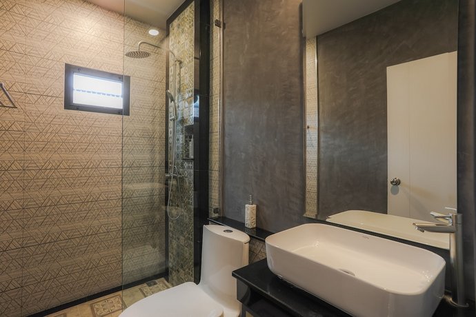 The Mantra Hotel Kata Noi