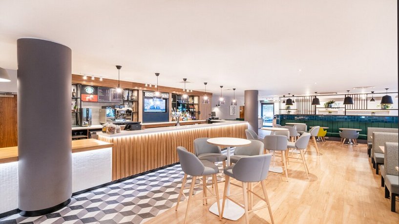Holiday Inn London Luton Airport