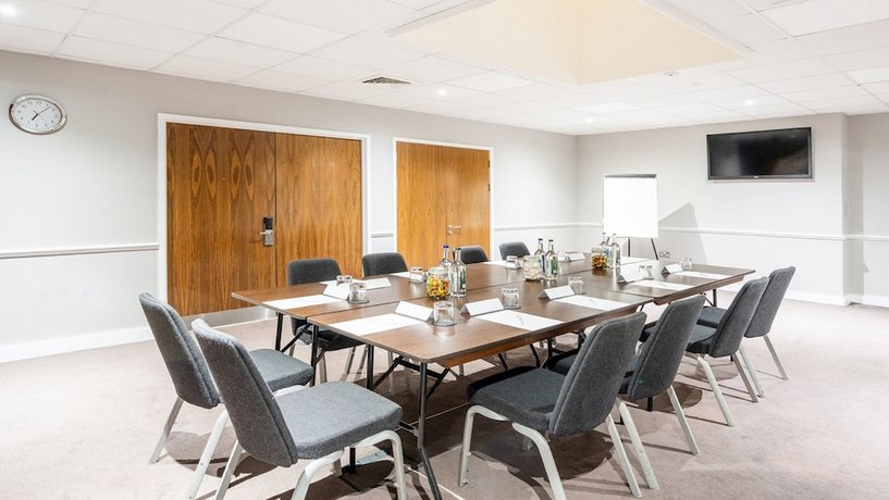 Holiday Inn London Luton Airport