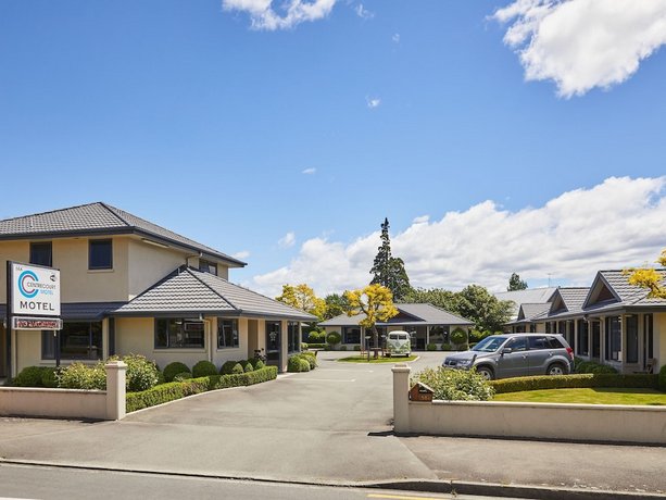 Centre Court Motel