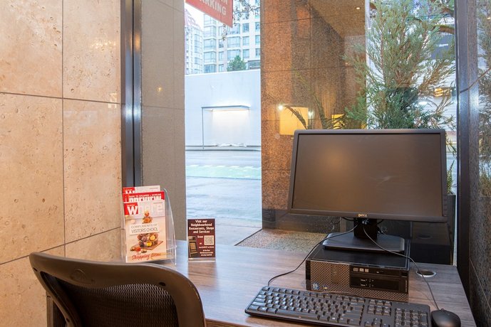 Landis Hotel & Suites