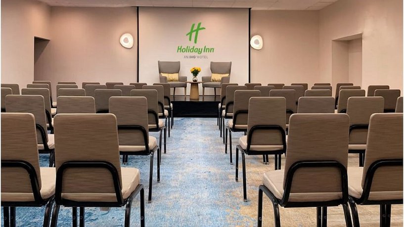 Holiday Inn Los Angeles International Airport