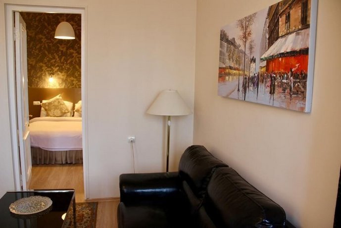 Iliani Hotel