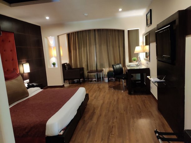 Quality Inn River Country Resort