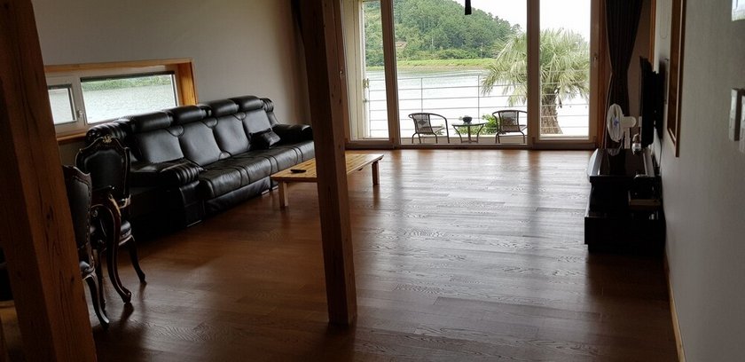 Jeju Lake Pension