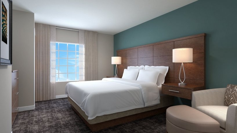 Staybridge Suites - Columbus - Worthington