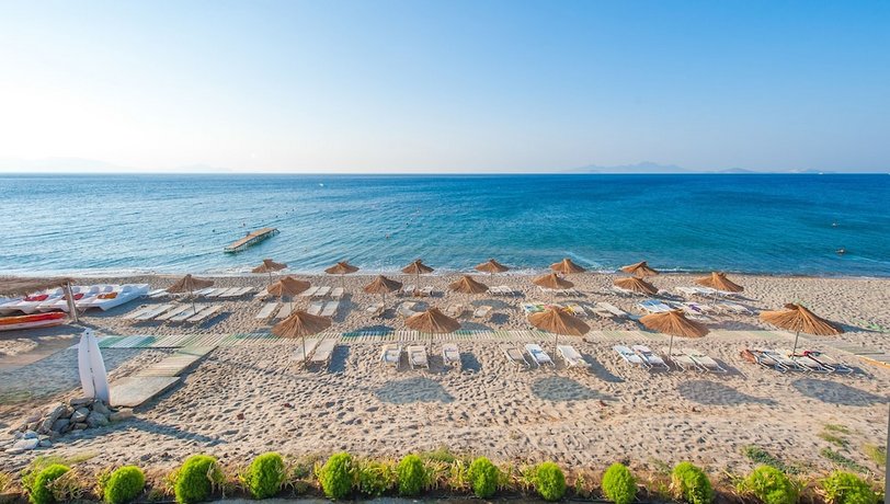 Akti Beach Club Hotel