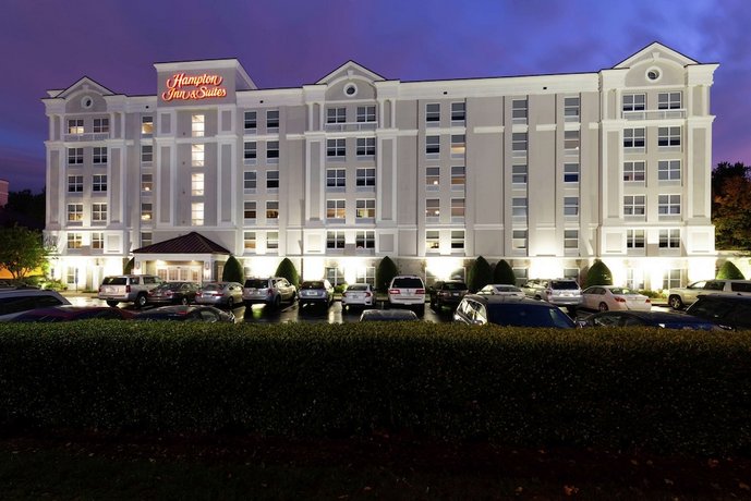 Hampton Inn & Suites Raleigh/Cary I-40 PNC Arena