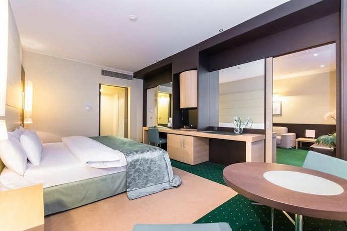 Mirage Hotel