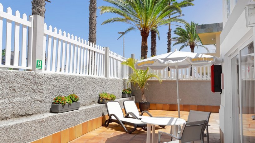 Apartamentos Cocoteros