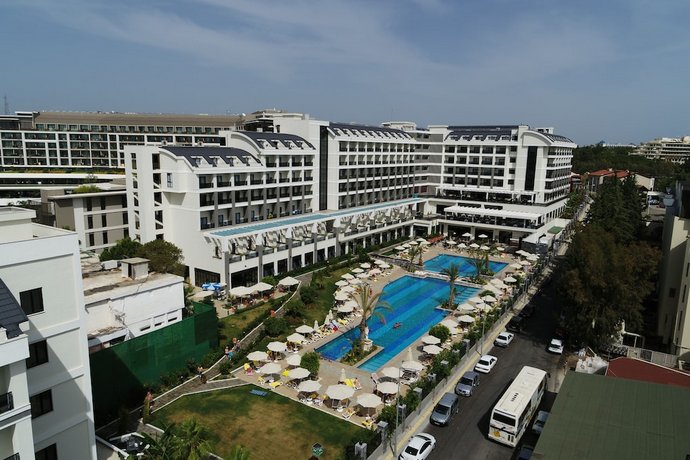Side Valentine Resort&Spa