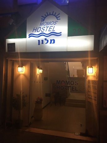 Momo's Hostel