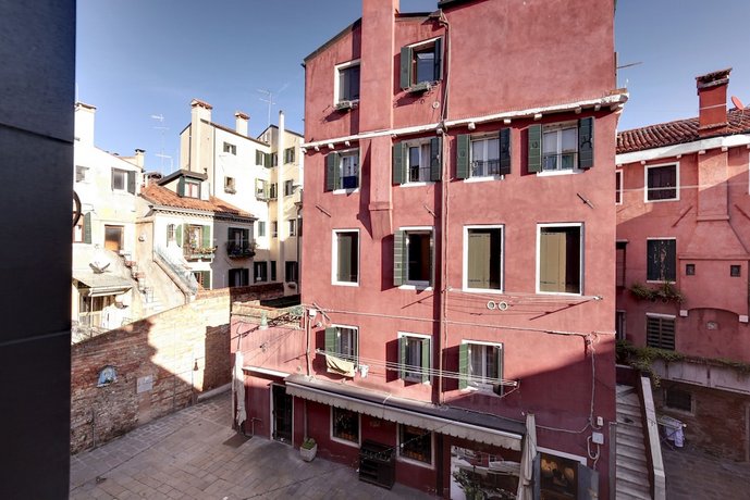 Pozzo Roverso