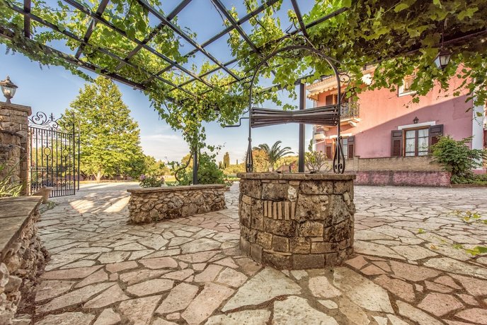 Sarakino House of Literature