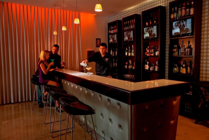 Radisson San Isidro Hotel & Suites