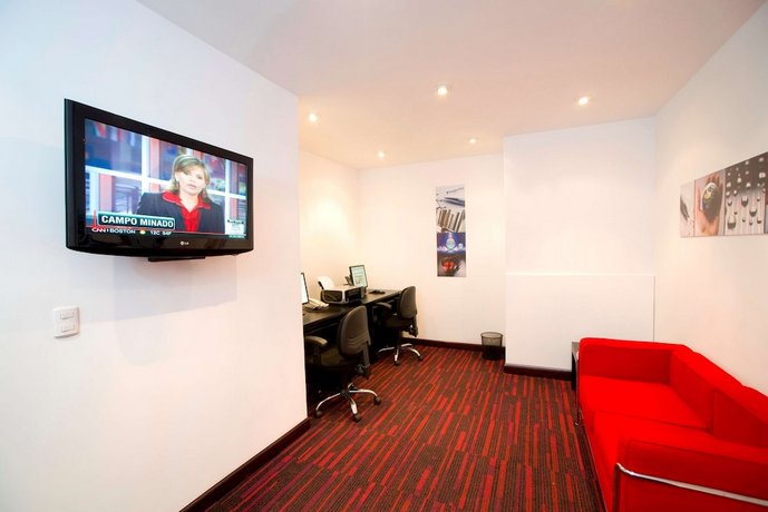 Radisson San Isidro Hotel & Suites