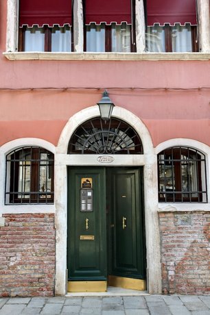 Palazzo Schiavoni Suite-Apartments