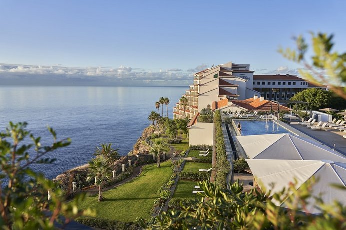 Les Suites at Cliff Bay Portobay