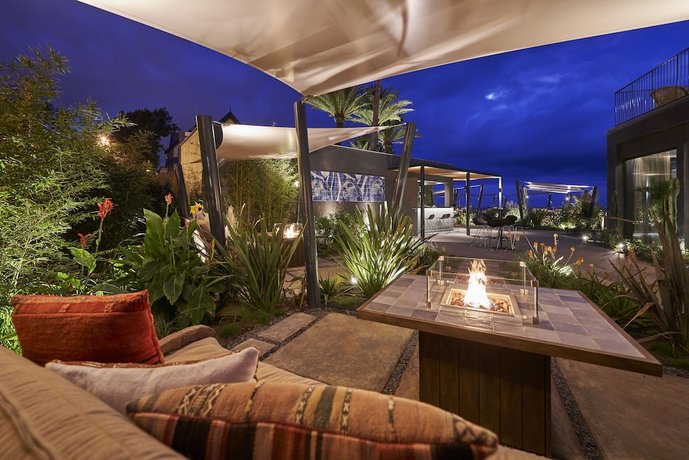 Les Suites at Cliff Bay Portobay