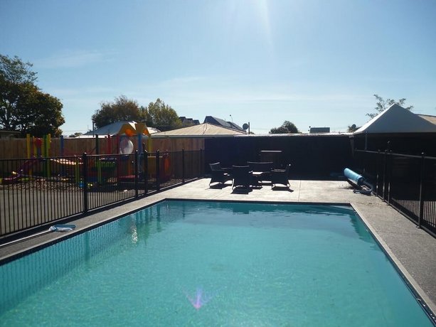 Cashel Court Motel