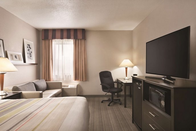 Country Inn & Suites By Radisson Indianapolis East