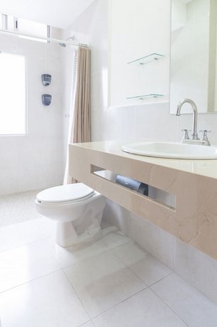 Hotel y Suites Nader