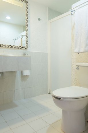 Hotel y Suites Nader