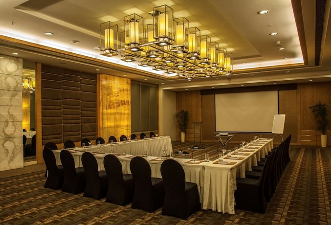 Radisson Blu Hotel Pune Kharadi