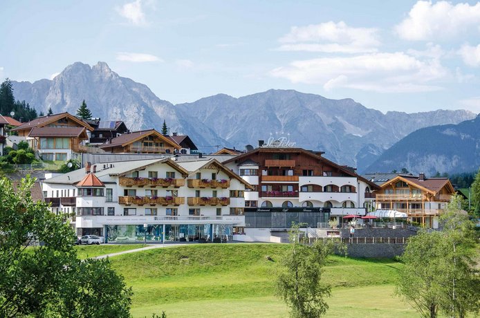 Mountains Hotel  Austria thumbnail