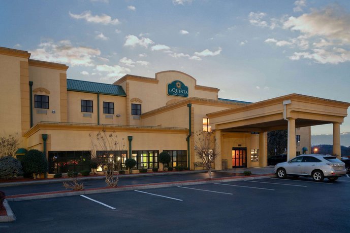 La Quinta Inn & Suites Knoxville East