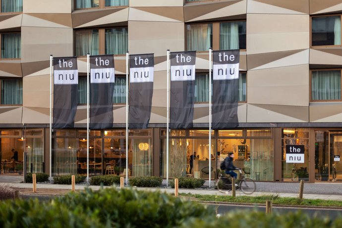 The Niu Crusoe