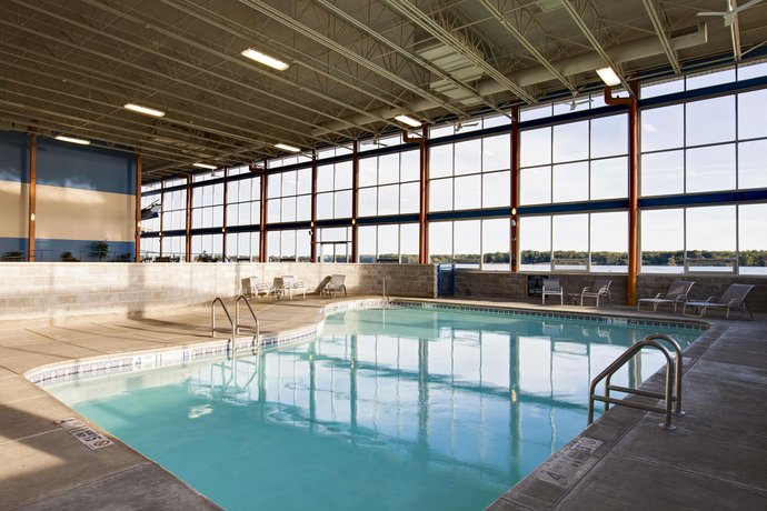 Niagara Riverside Resort BW Premier Collection