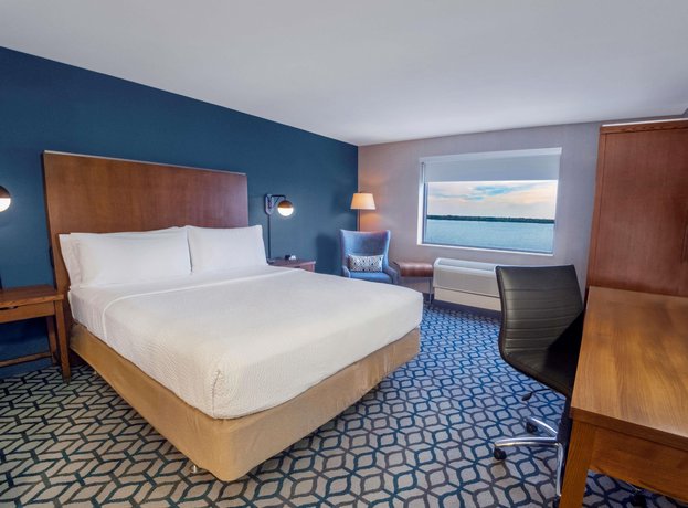 Niagara Riverside Resort BW Premier Collection