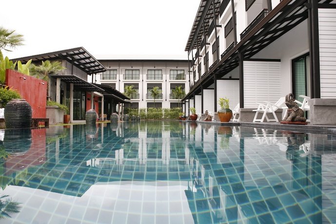 Phuketa Hotel SHA Plus+