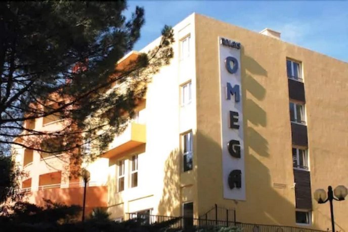 Hotel Omega Valbonne