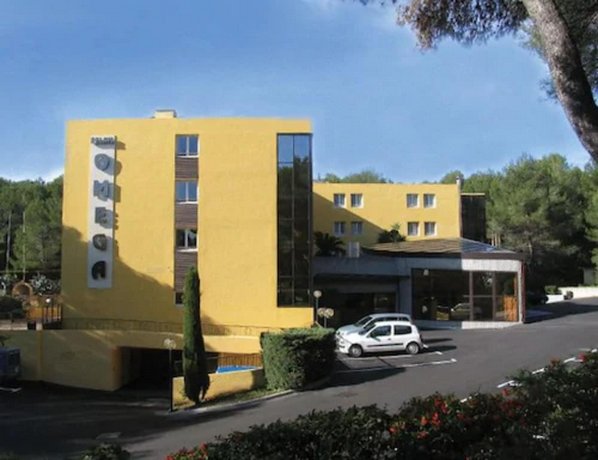 Hotel Omega Valbonne