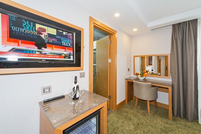 Bisetun Hotel