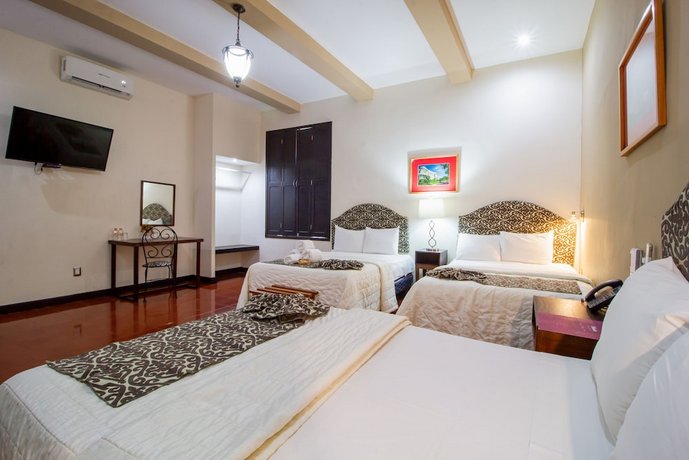 Hotel Merida Merida