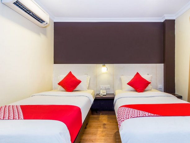 OYO 431 Hotel De Grand Orchard