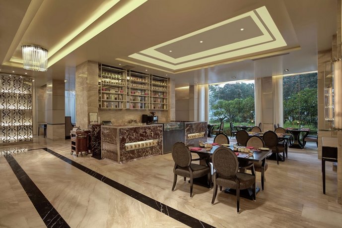 DoubleTree Suites by Hilton Bangalore