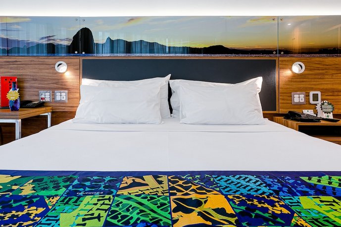Arena Leme Hotel