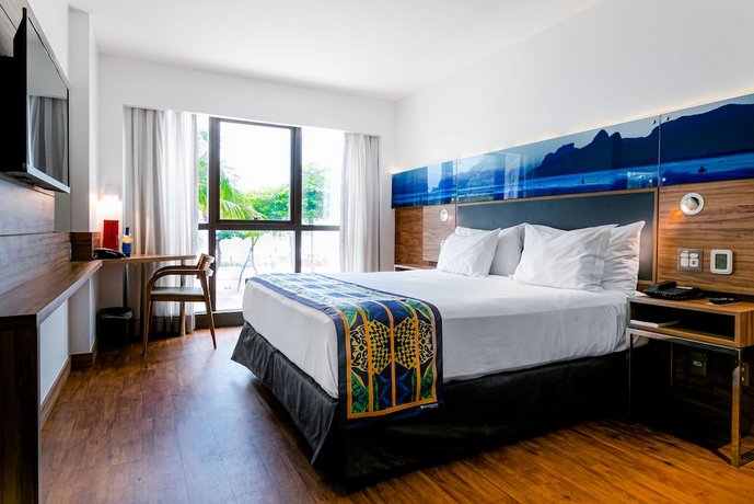 Arena Leme Hotel