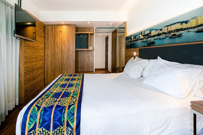 Arena Leme Hotel