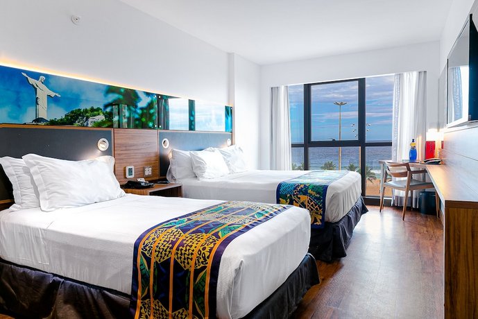 Arena Leme Hotel