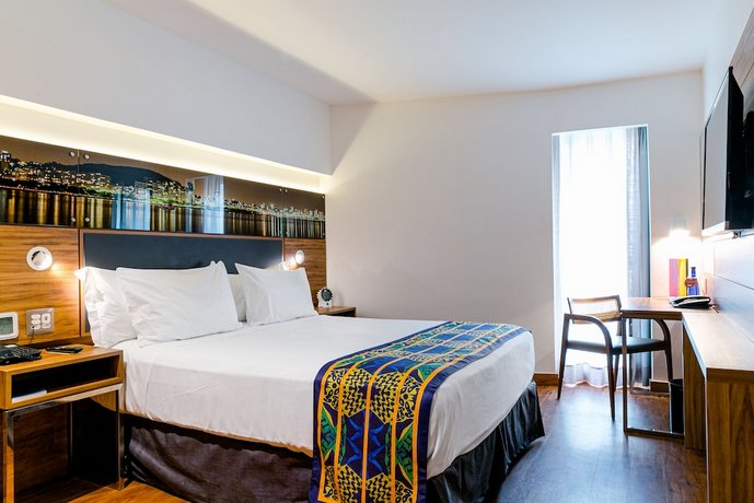 Arena Leme Hotel