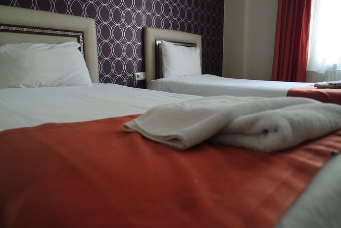 Reydel Hotel