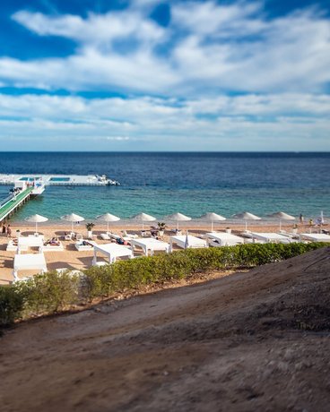 Domina Aquamarine Hotel & Resort